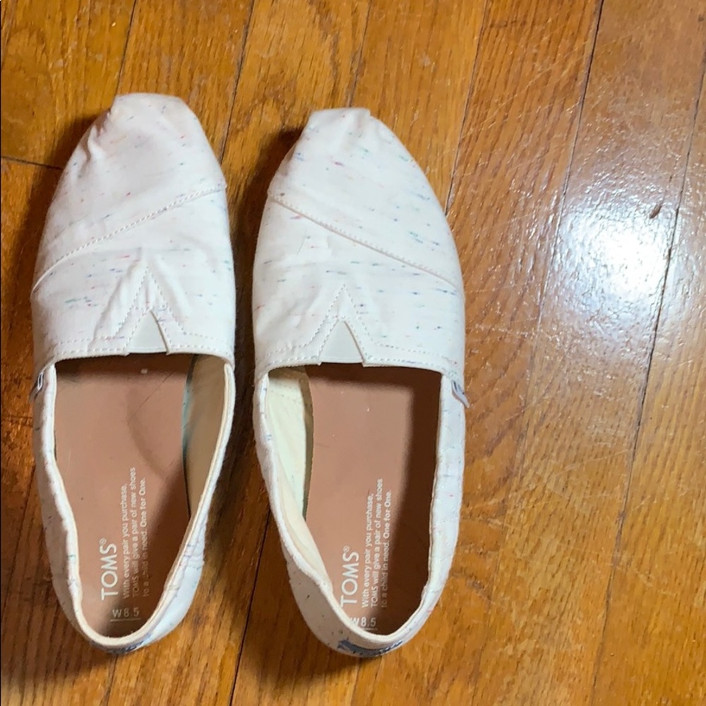 White Toms